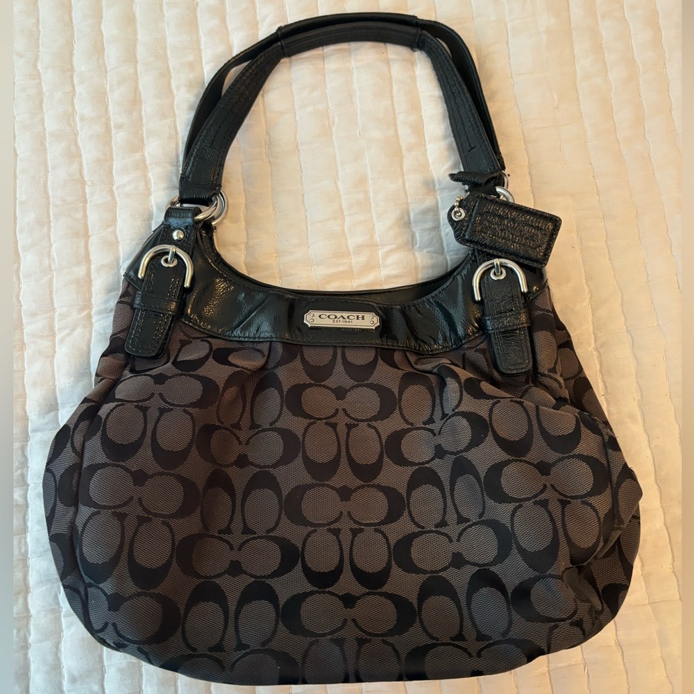 Coach bag with purple interior